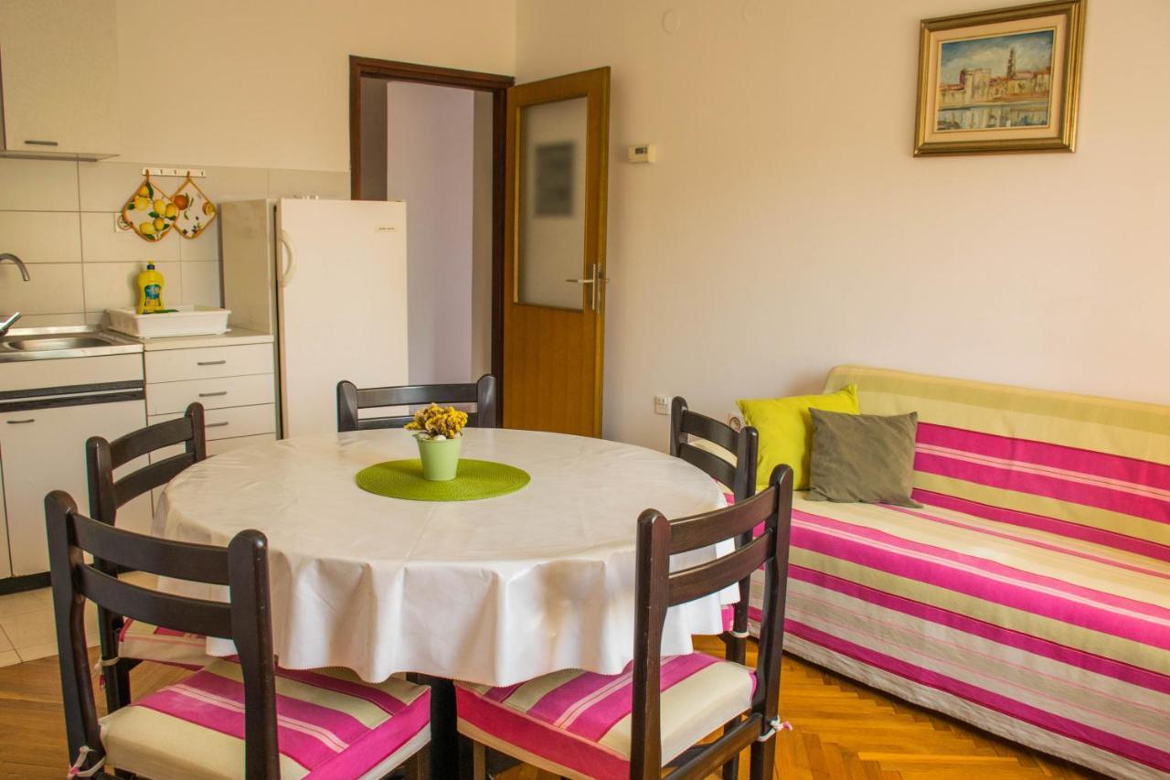 Apartments White & Green In Malinska Εξωτερικό φωτογραφία