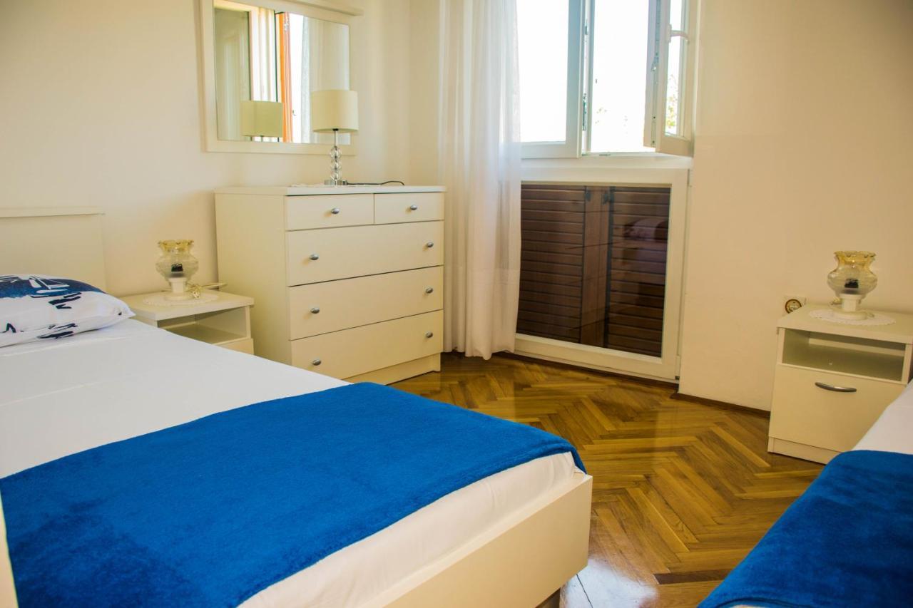 Apartments White & Green In Malinska Εξωτερικό φωτογραφία